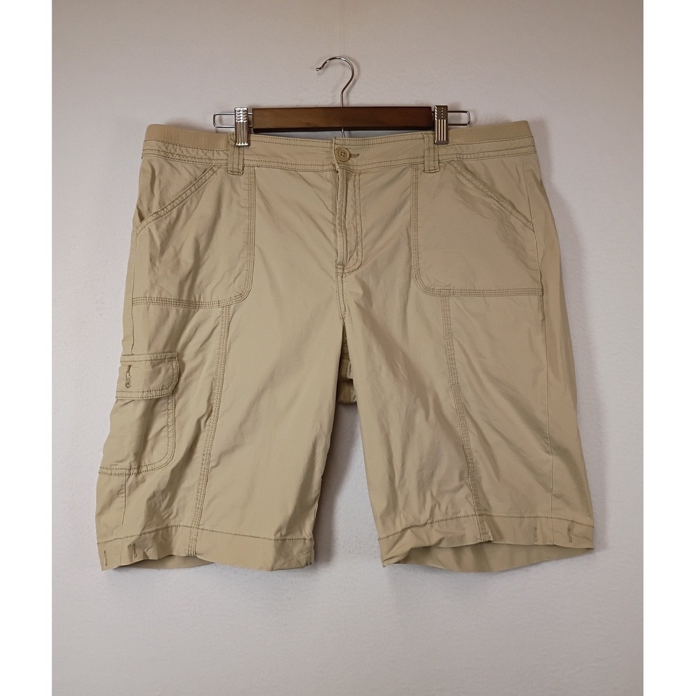 Outdoor Utility St. John's Bay Womens 16 Khaki Tan Cotton Stretch Cargo‎ Shorts